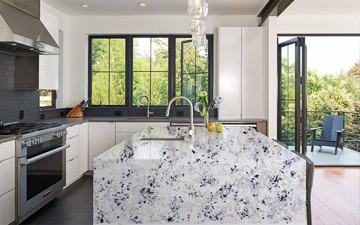 High-Gloss Quartz Jade Vanity Top Mold & Mildew Resistant